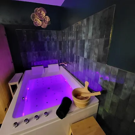 Le Speak Easy / Jacuzzi Et Sauna Marseille Exterior photo