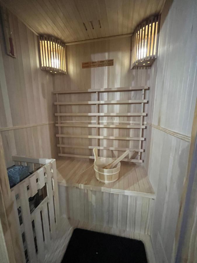 Le Speak Easy / Jacuzzi Et Sauna *